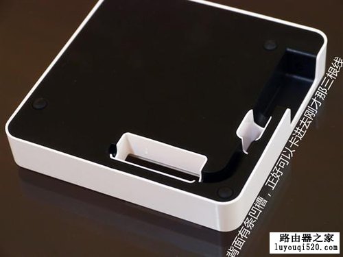 能为手机充电的路由器----TOTOLINK iMate_www.iluyouqi.com