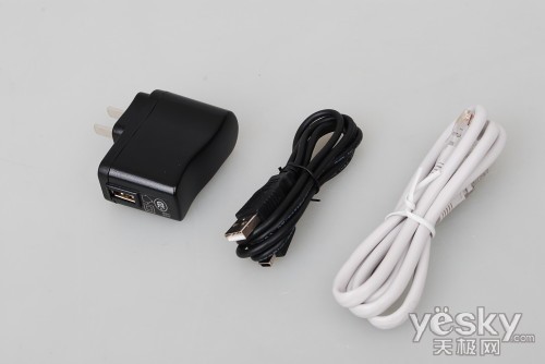别拿配件不当事儿 警惕电源毁了你的路由器!_www.iluyouqi.com