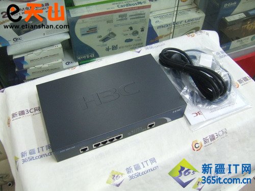 H3C ER2100-CN宽带路由器 掌控你的网络_www.iluyouqi.com