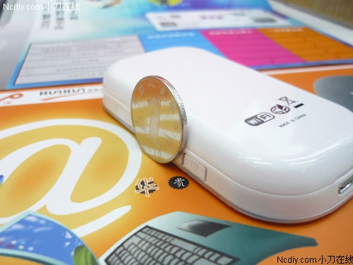堪比华为E5华讯方舟3G便携路由器_www.iluyouqi.com