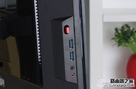 显示器接口有哪几种？显示器接口类型图解_www.iluyouqi.com