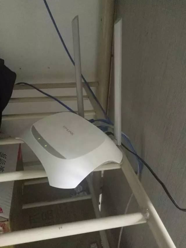 路由器怎么重新设置_www.iluyouqi.com