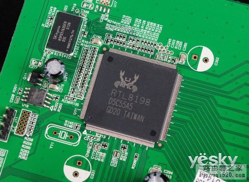 TOTOLINK N8004双频无线路由评测_www.iluyouqi.com